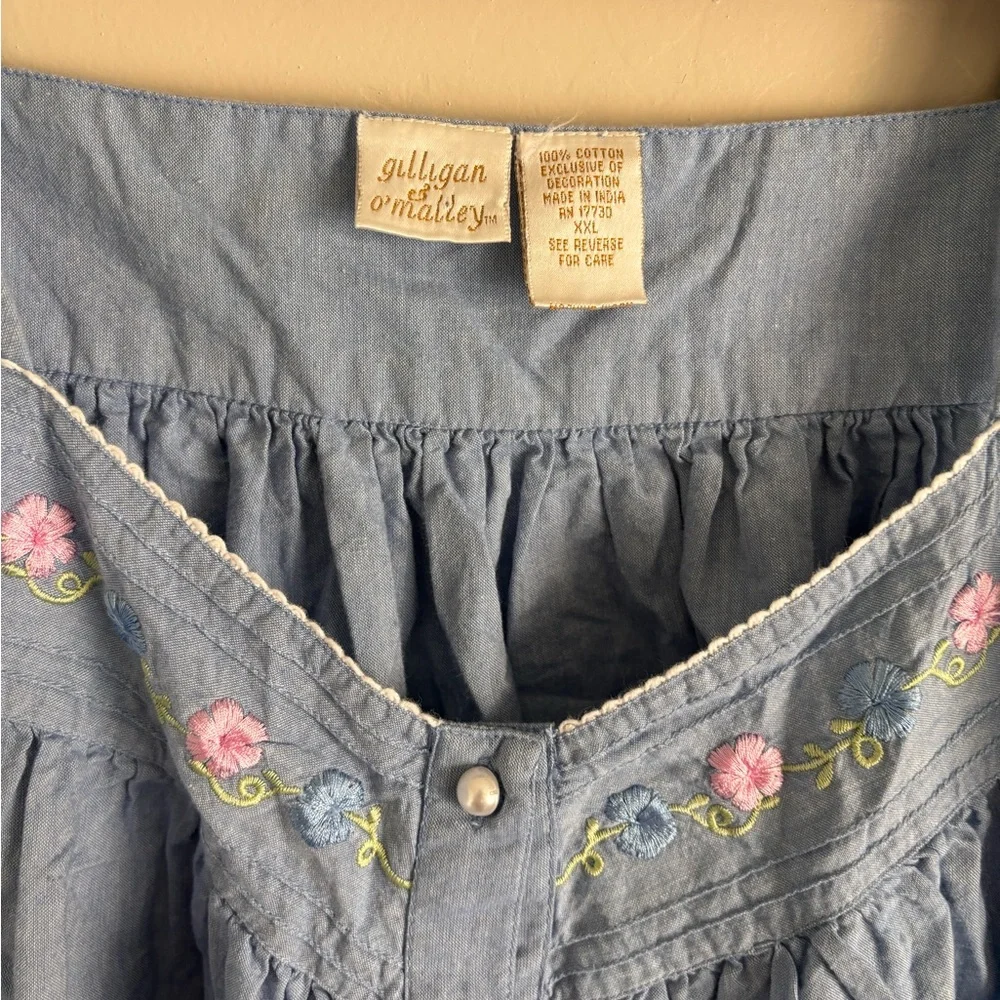 Vintage Gilligan & O'Malley Size XXL Blue Floral Trim 100% Cotton Sleepwear - Picture 3 of 3